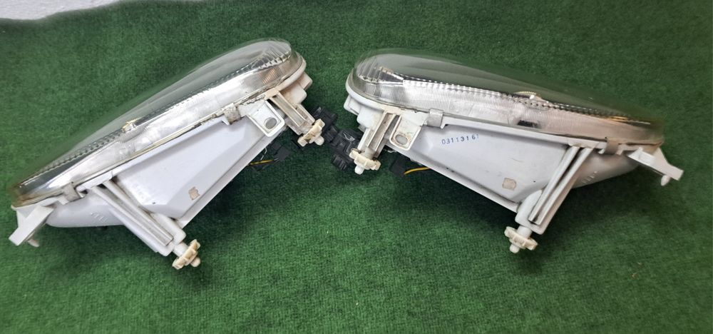 Lampy przód VW  III