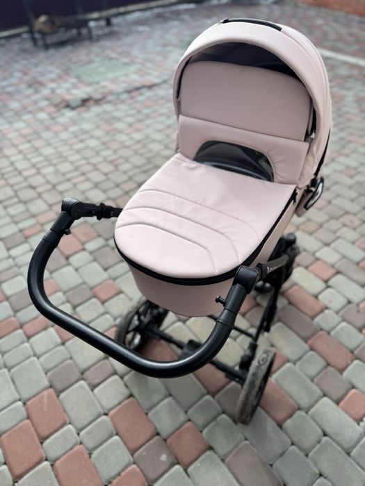 Продам коляску дитячу Adamex