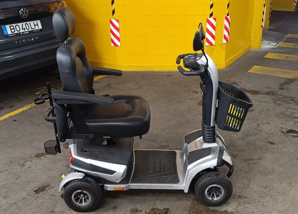 Scooter mobilidade reduzida cn220