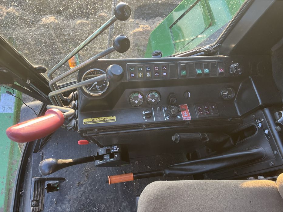 Свіжопривезений комбайн John Deere 1157 жатка Шумахер