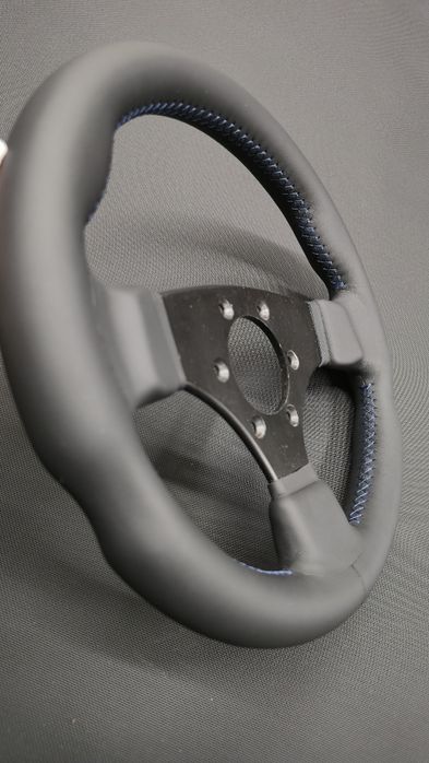 kierownica momo,skóra