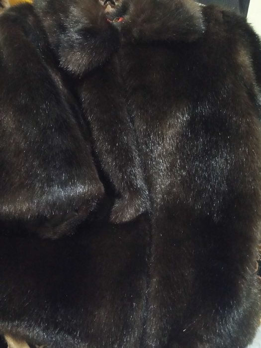 Шубка з комірчиком