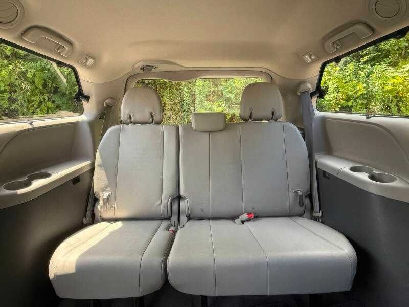 2015 Toyota Sienna XLE Premium 8-Passenger