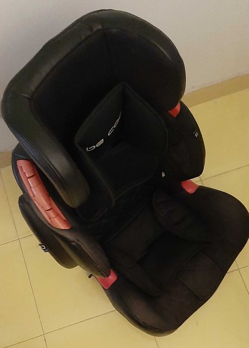 Cadeira infantil Be Cool Thunder Isofix Grupo 1/2/3 para crianças dos 9 aos 36 kg com 4 posições de inclinação, encosto de cabeça e cinto ajustável