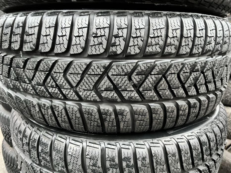 235/55/R17 (зима) Pirelli Sottozero 3 Шиномонтаж Склад шин