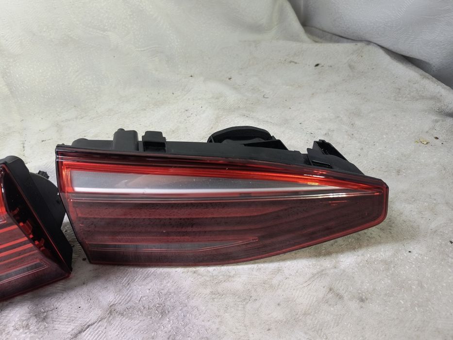 Lampa lewa lub prawa tylna w klapę VW Multivan T7 lewy prawy tył