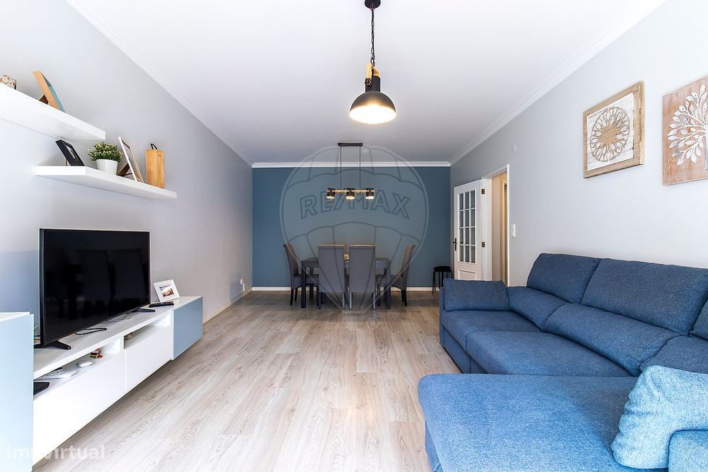 Apartamento T2 para venda — Charneca De Caparica E Sobreda, Setúbal