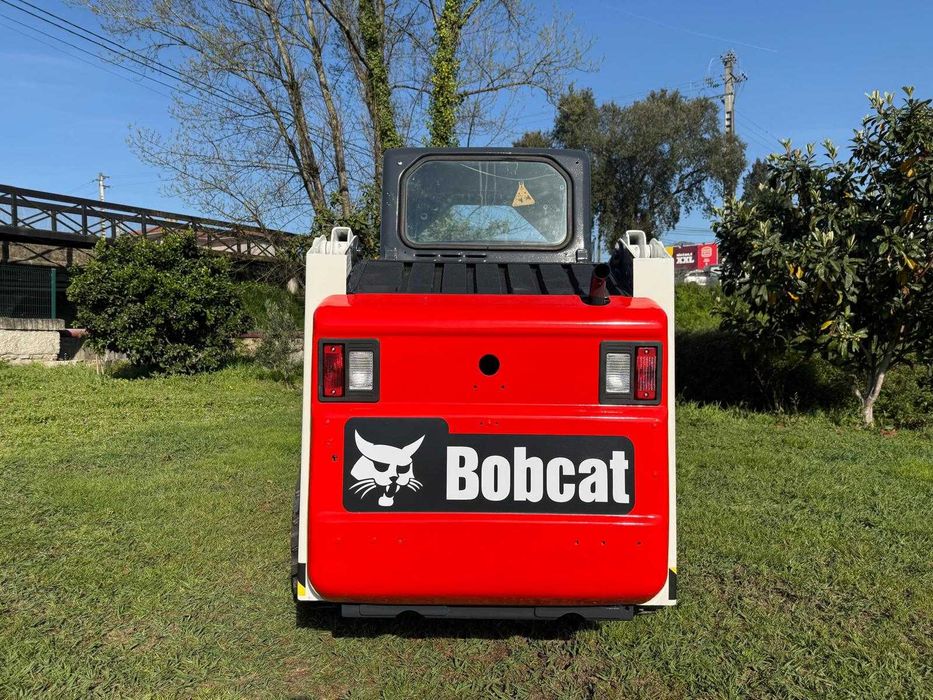 Mini Pá Bobcat S130