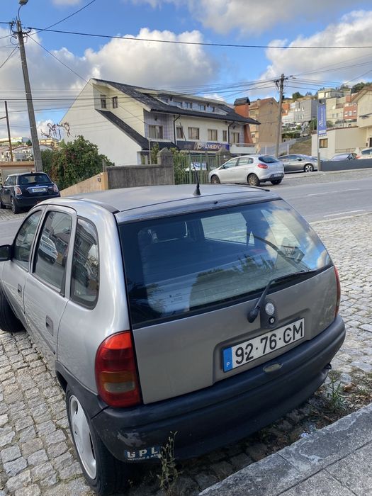 Opel corsa-B 1993