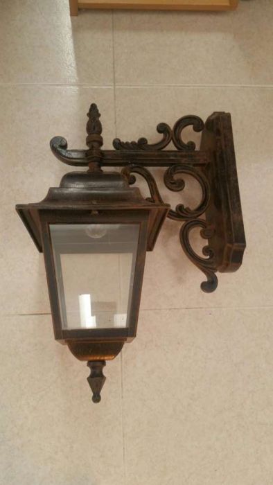 Cadeeiro de Rua em Ferro Forjado