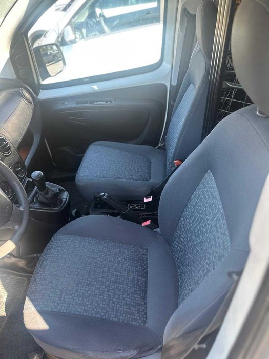 Citroen Nemo 1.3 para desocupar, ler descricao