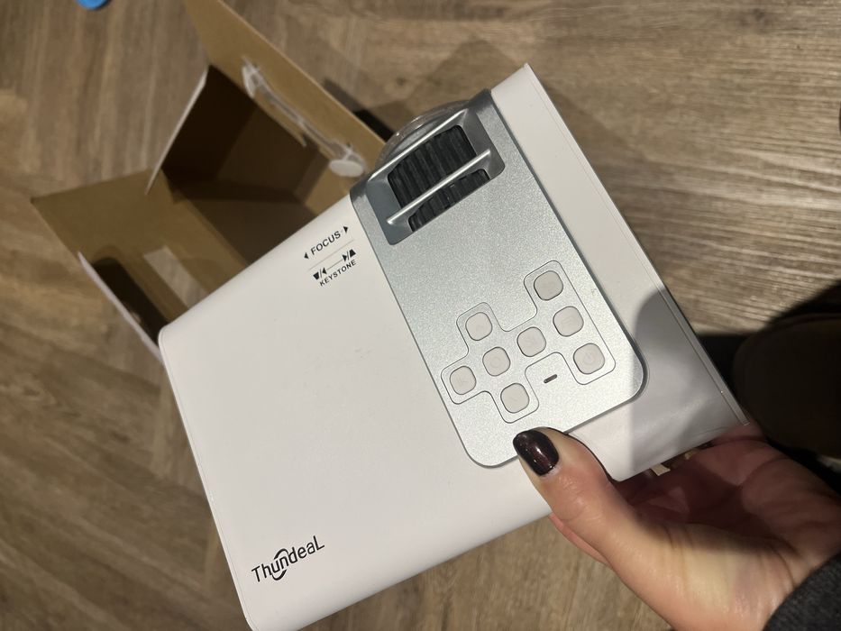 Projector TV HD Thundeal NOVO