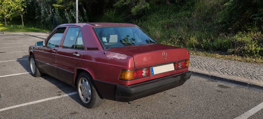 Mercedes 190D 2.0