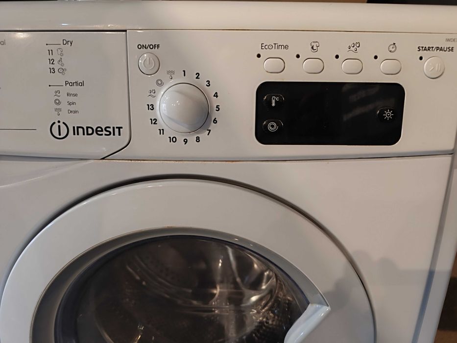 Pralko suszarka Indesit IWDE7105