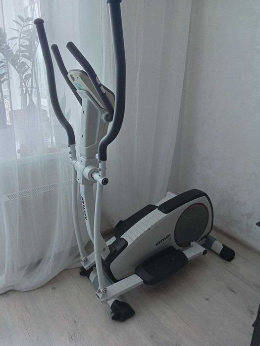 Оренда орбітрека в Івано-Франківську