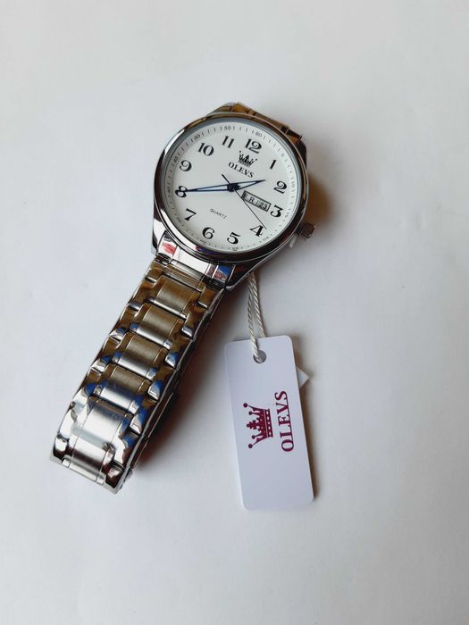 Klasyczny zegarek Olevs biała tarcza 40mm do garnituru datownik BOX