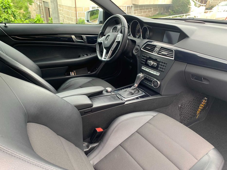 Mercedes-Benz C220 Coupé AMG | Nacional | 169500km