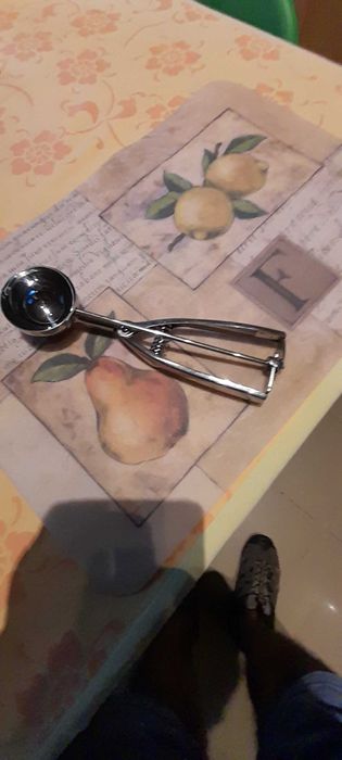 4 Ganchos WMF para suporte de cestos ou outros artigos cozinha (novos)