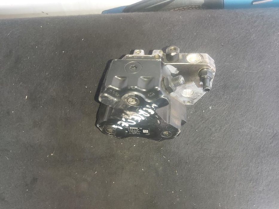 Bomba Injectora Mercedes Benz W245 Class-B180Cdi  Ref:a 640 070 07 01