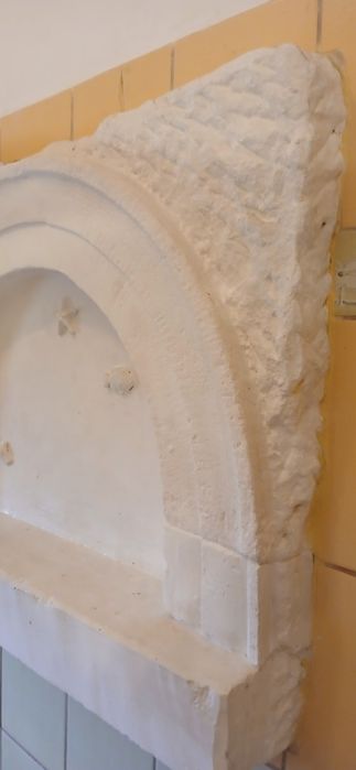 Łuk sklepienie z piaskowca słupek