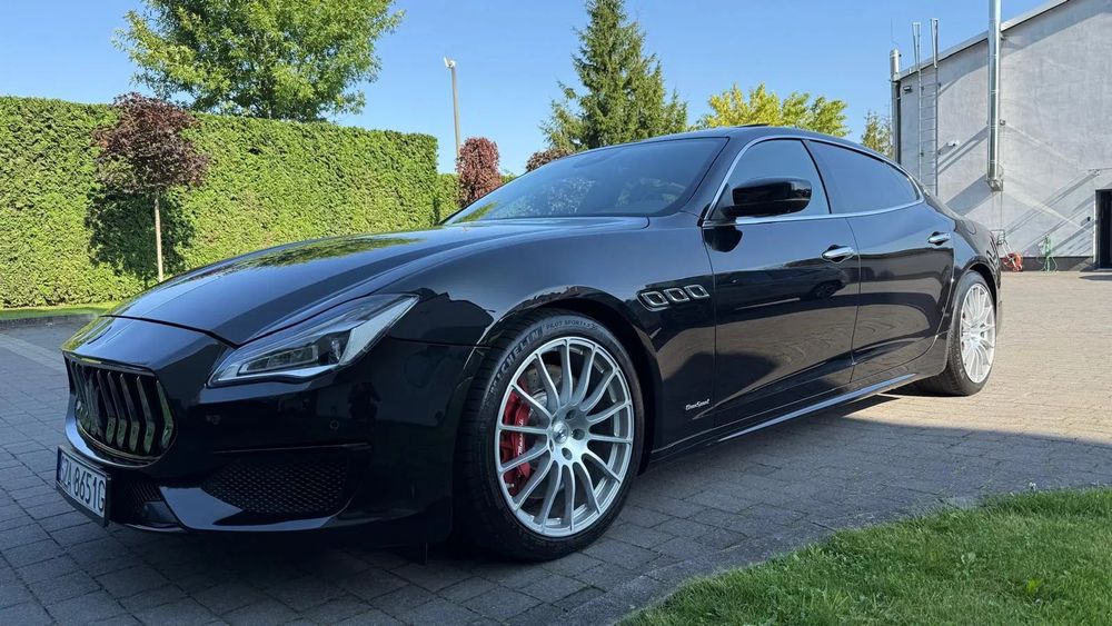Maserati Quattroporte V8