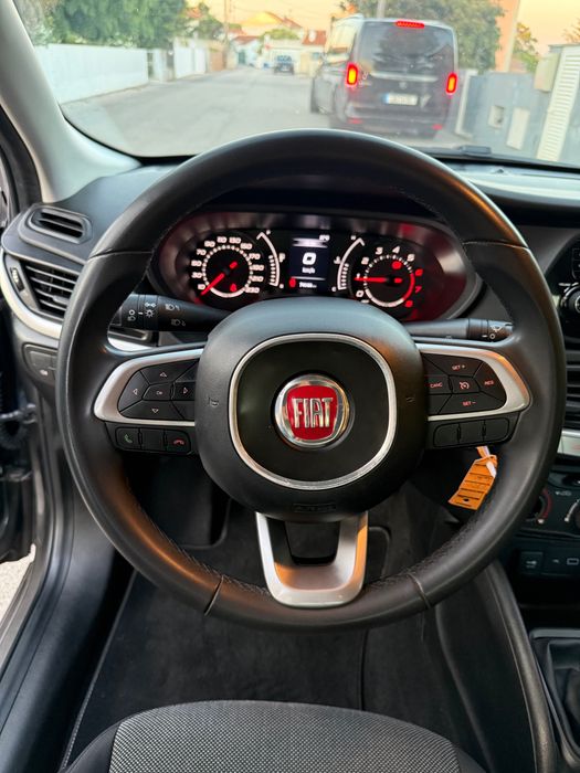 Fiat Tipo 1.4 MultiAir Gasolina | 2019 | 74.144 km |