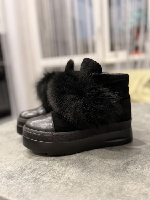 Жіночі зимові уггі/черевики з натуральним хутром