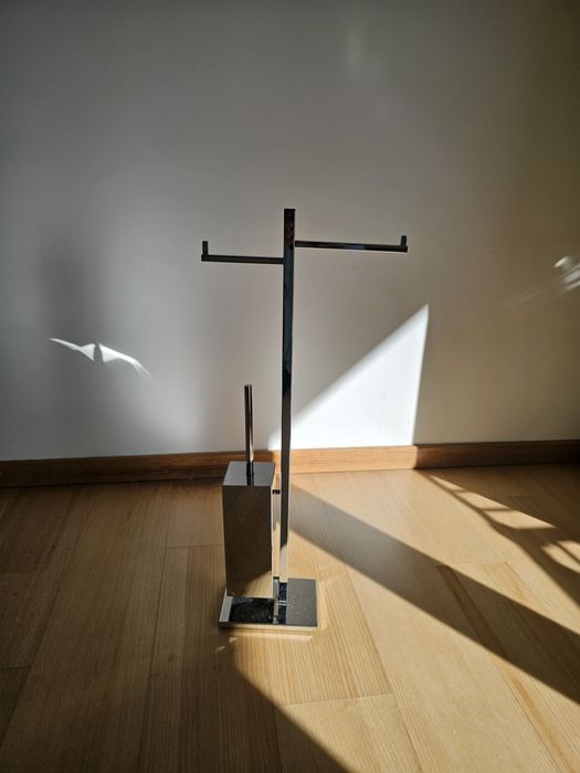 Suporte de Papel Higiénico + Piaçaba em Metal Cromado – 10€