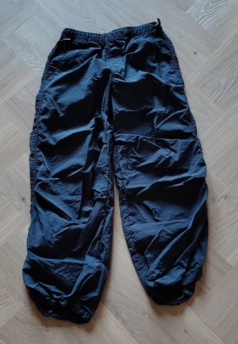 Spodnie dresowe dziewczęce czarne H&M 140