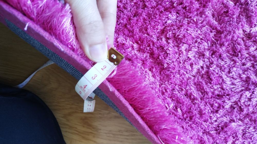 Carpete de qualidade premium com pêlo  longo rosa-choque