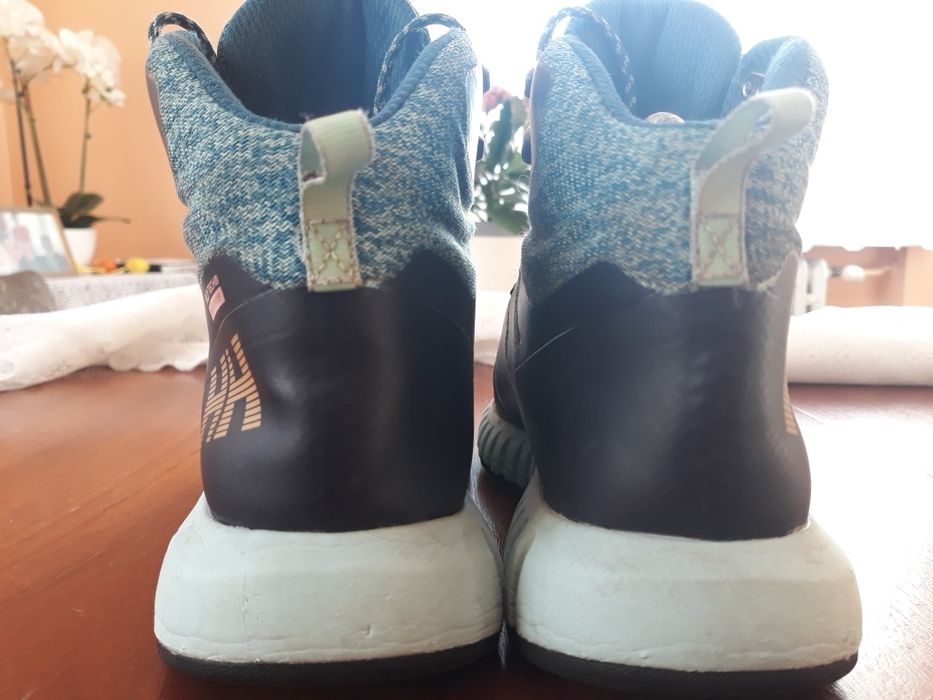 Helly Hansen Vanir Gallivant r.38.5/24.5cm