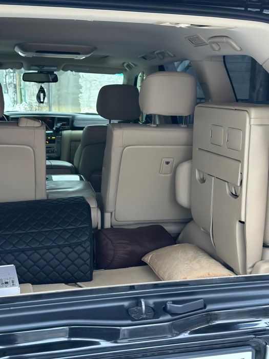 Продам Lexus LX 570 (2011) стан відмінний
