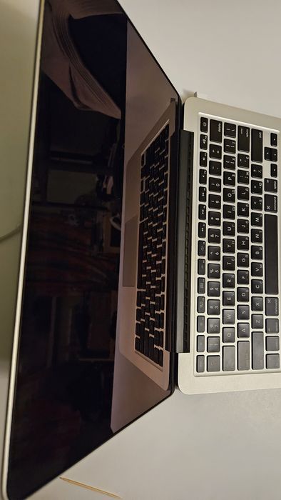Macbook Pro a1502 (i5-5257u》16RAM》120SSD)