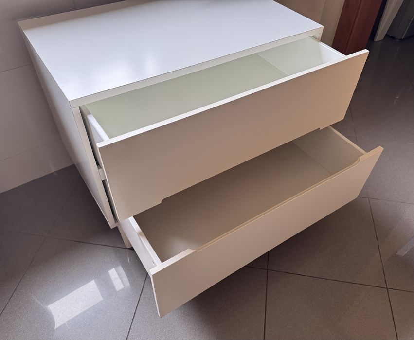 Cómoda branca com 2 gavetas, IKEA