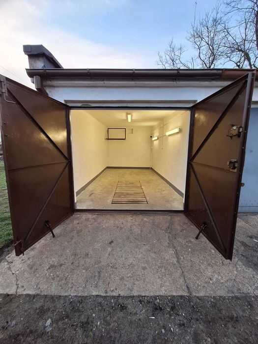 Wynajmę garaż na Jesiennej stan BDB - KANAŁ i PRĄD