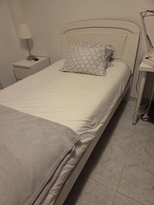 Cama madeira solteiro