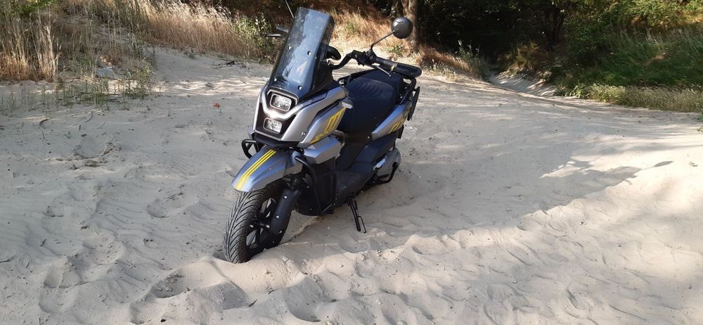 Економний Потужний 3000w  SokMoto ADV LITHIUM 72V 45ah Вартість 100 км пробігу 22 грн