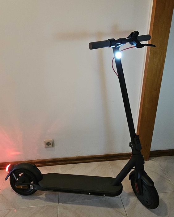 Trotinete electrica Xiaomi scooter 4 Lite Black
