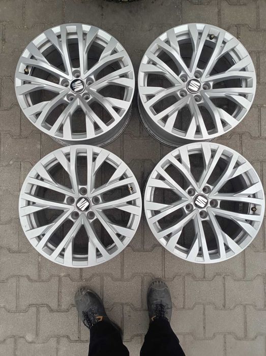 Felgi Volkswagen VW 8x18 ET25 5x112