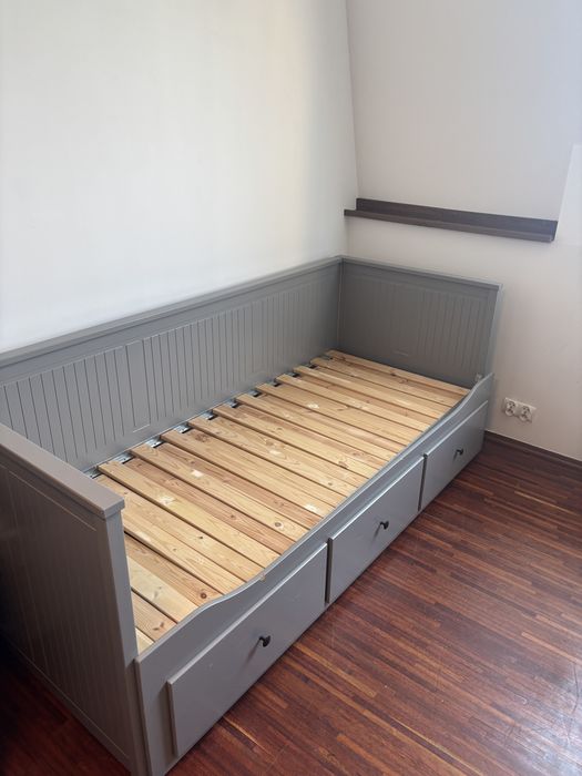 Łóżko Ikea Hemnes Szare