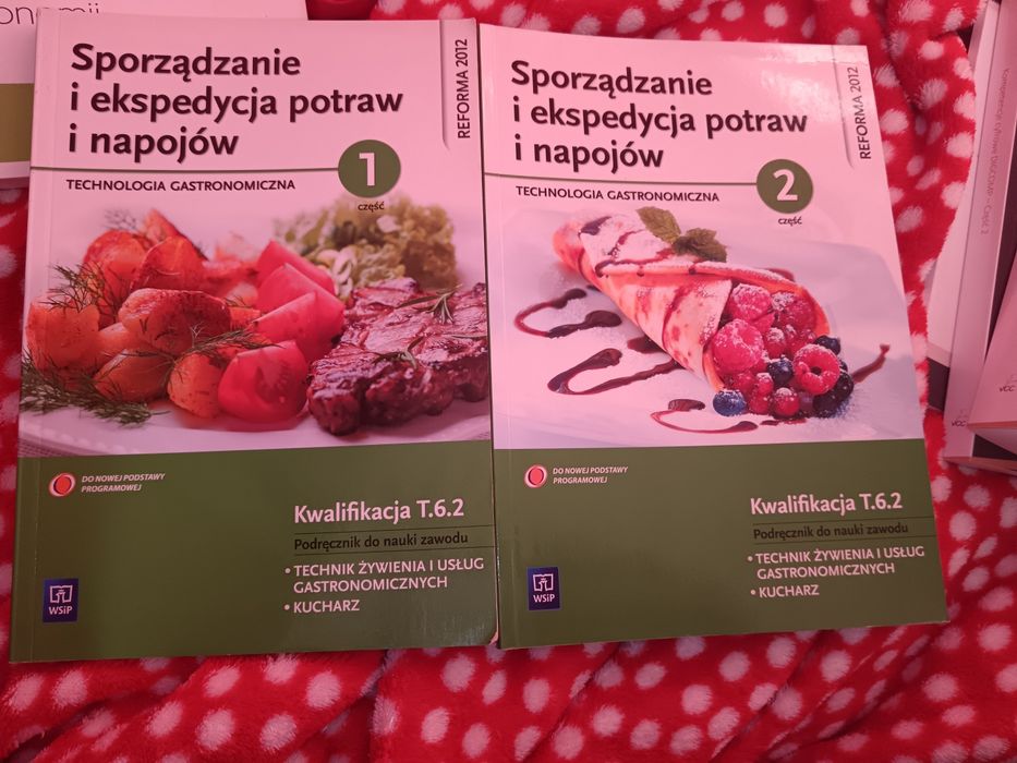 Sporządzanie i ekspedycja potraw i napojów cz 1,2