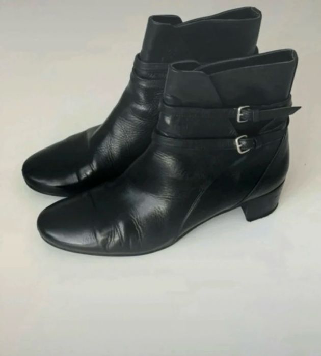 Botins pretos da Zara 39 em bom estado