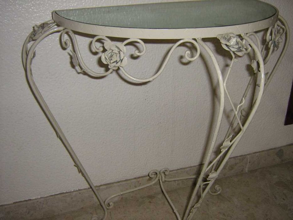 Mesinha de ferro vintage