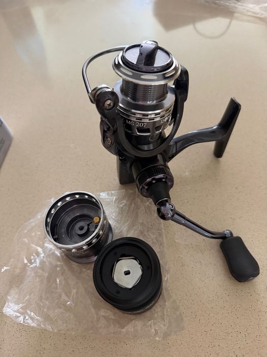 Kołowrotek dual mag Robinson 207
