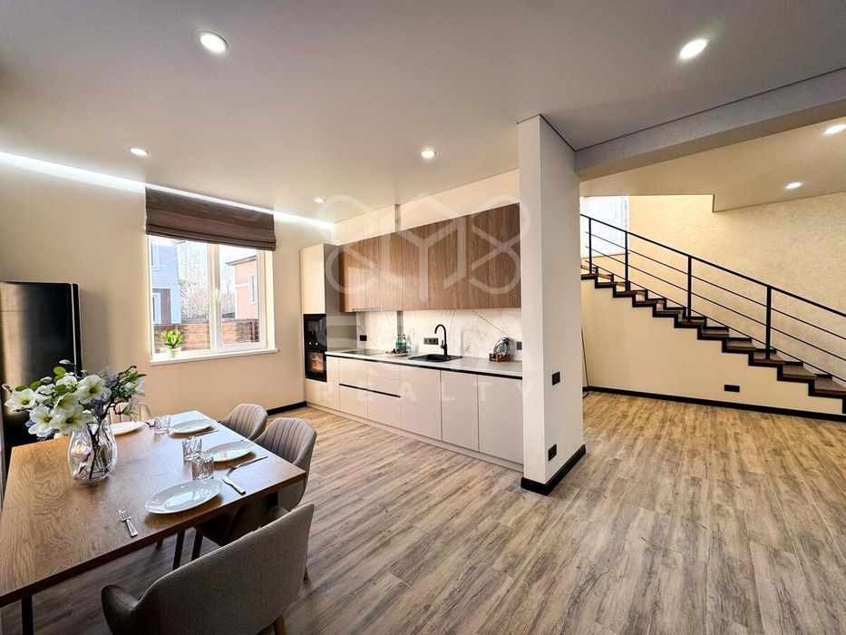 Новий Будинок з вільним плануванням, Биківня, метро Лісова