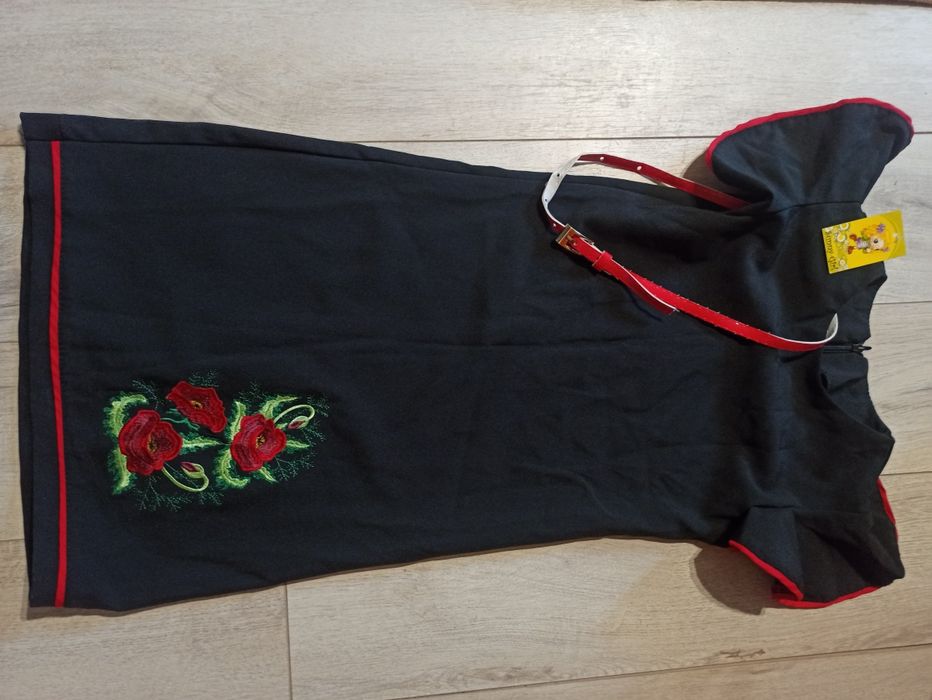 Сукня, сарафан для дівчинки 134р.