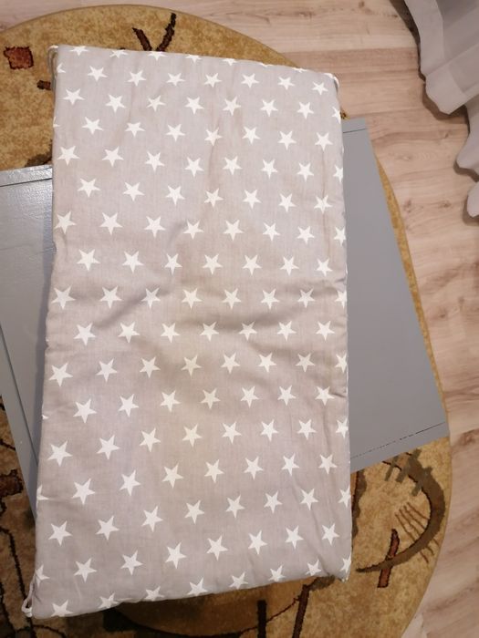 Ochraniacze do łóżeczka