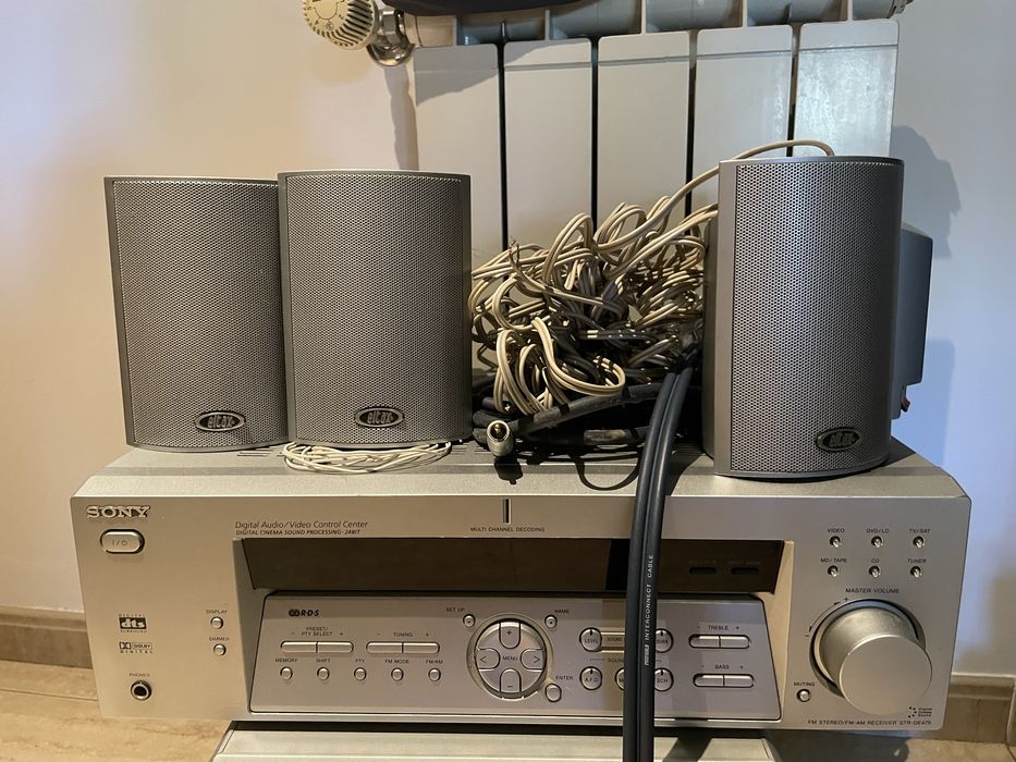 Amplificador Sony home cinema com 5 colunas