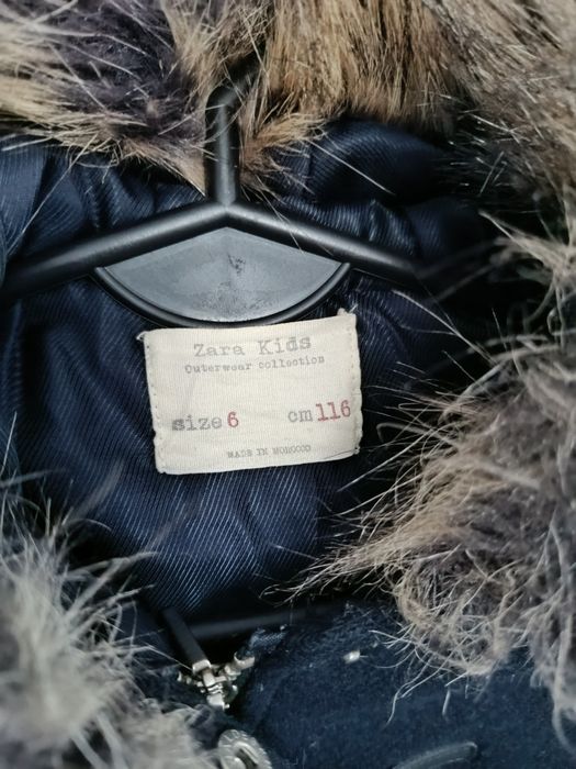 Elegancki płaszcz dziewczęcy płaszczyk z futerkiem kurtka Zara 116
