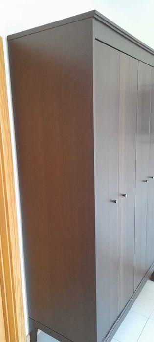 Roupeiro IDANÄS IKEA 121x211 cm